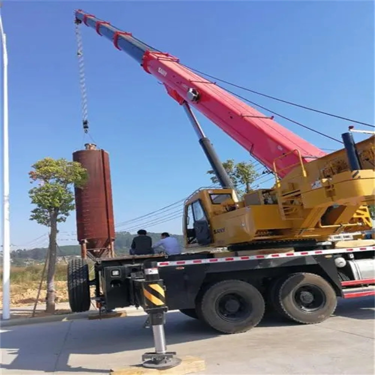 赤城县专业吊车租赁多少钱