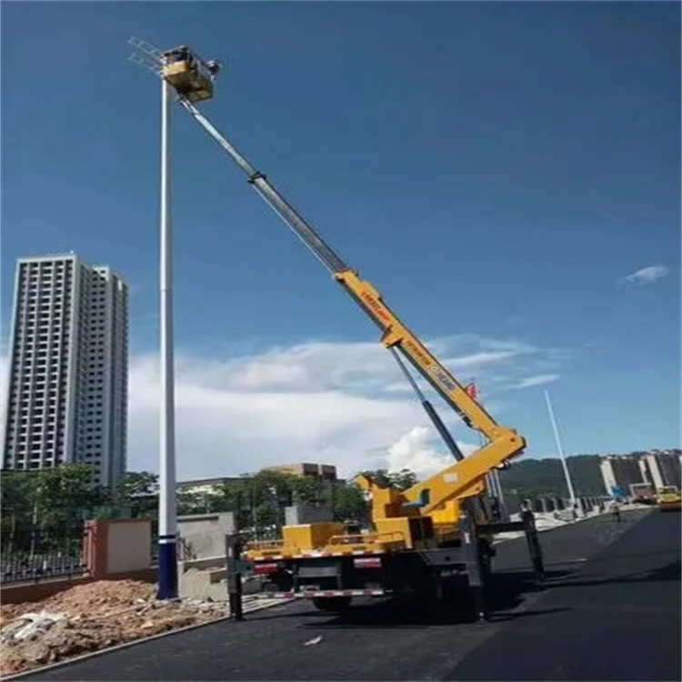 赤城县维修路灯的曲臂升降车出租